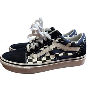 checkered navy blue vans.